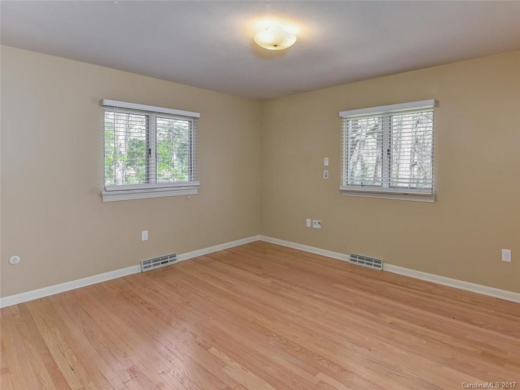 161 Windsor Road - Photo 15