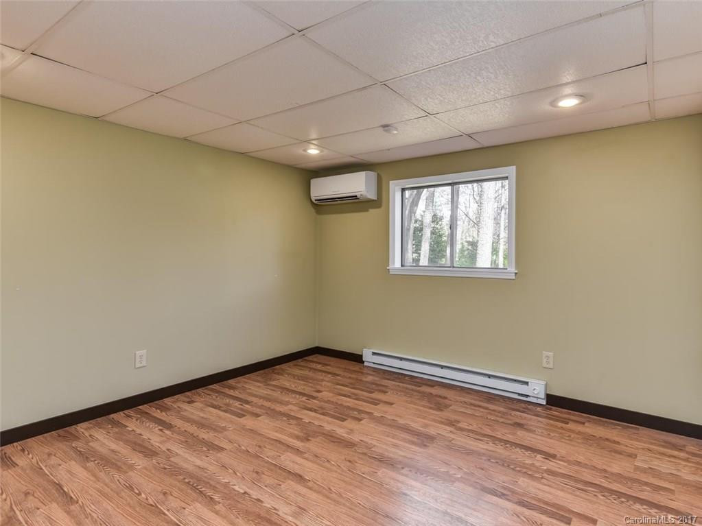 161 Windsor Road - Photo 18