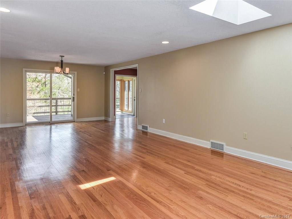 161 Windsor Road - Photo 5