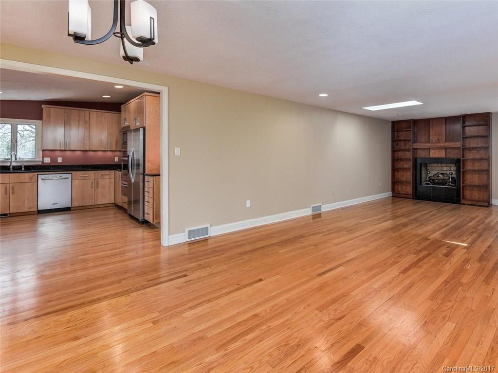 161 Windsor Road - Photo 7