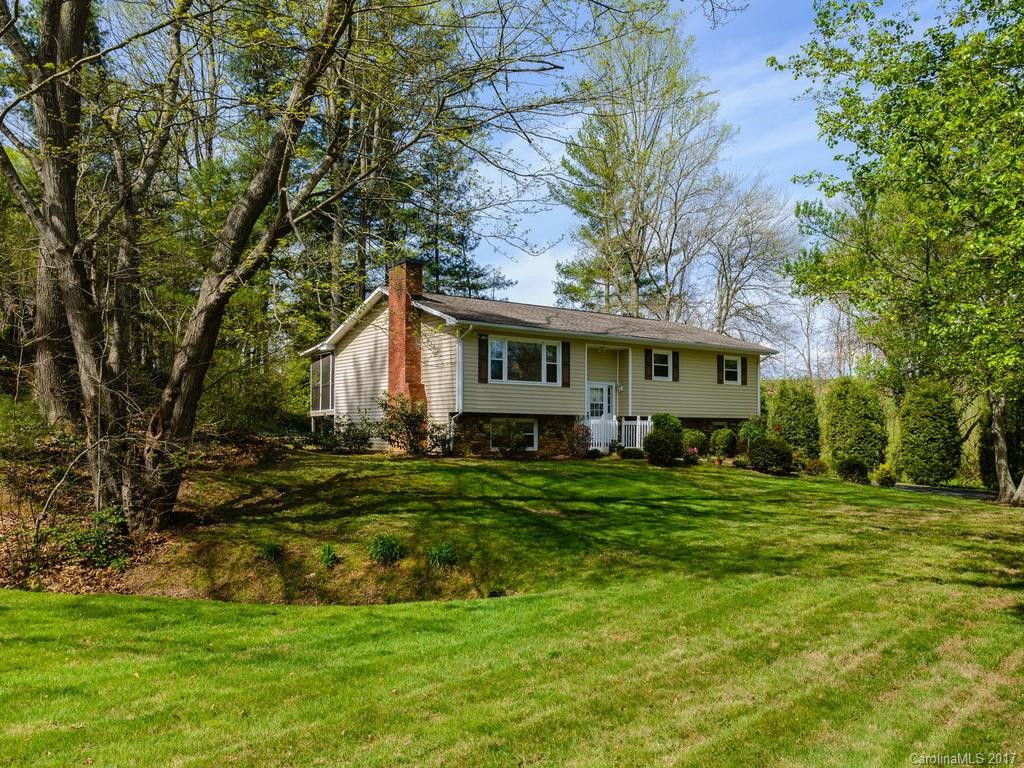 1 Holly Hill Drive - Photo 2