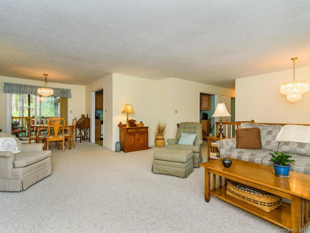 1 Holly Hill Drive - Photo 5