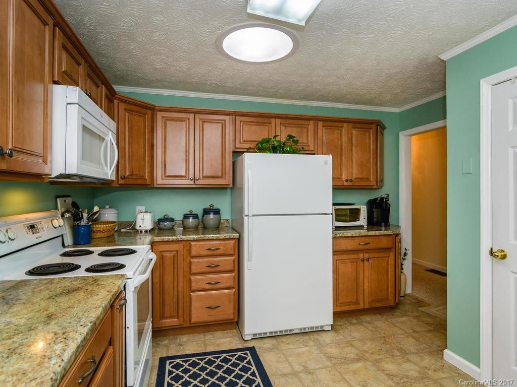 1 Holly Hill Drive - Photo 10