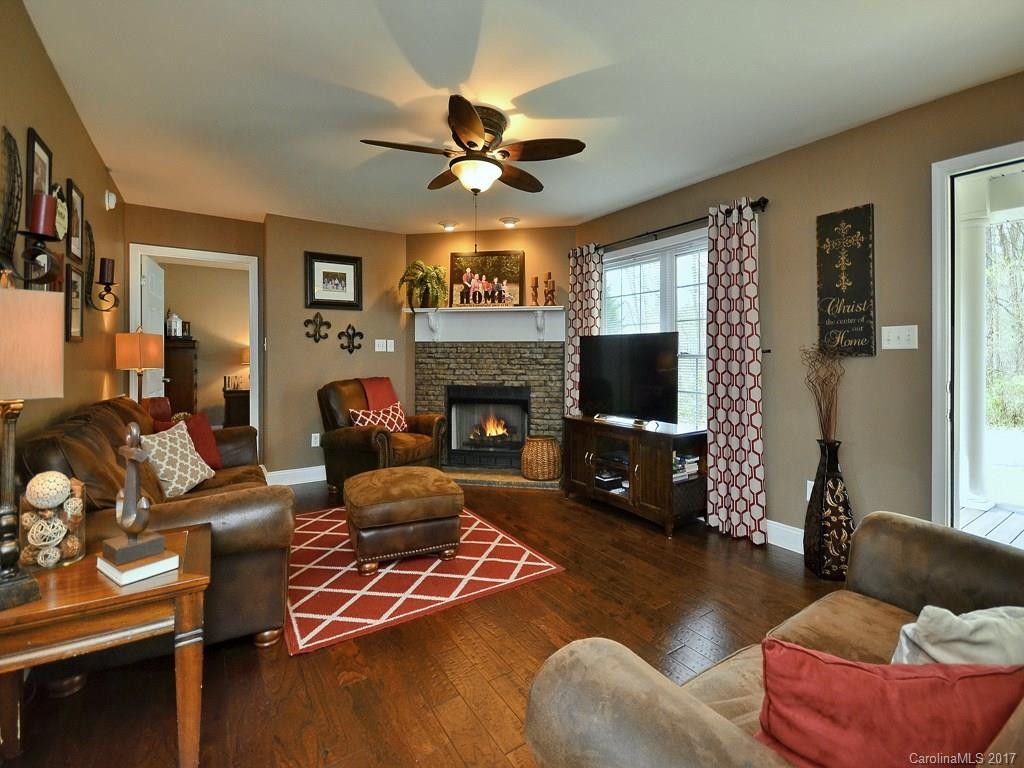11 Morning Star Drive - Photo 4
