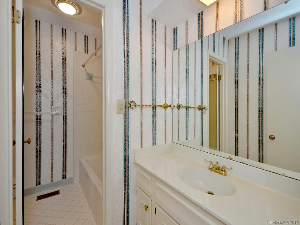 412 Crowfields Drive #- - Photo 11