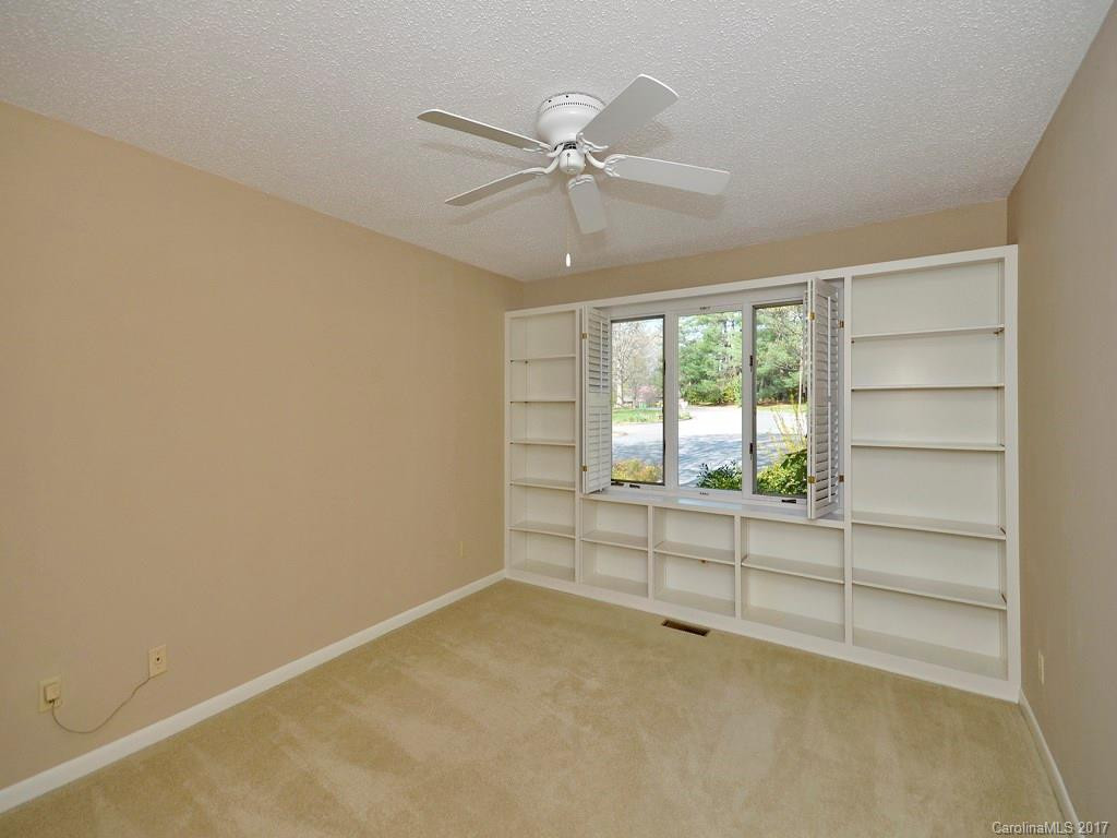 412 Crowfields Drive #- - Photo 12