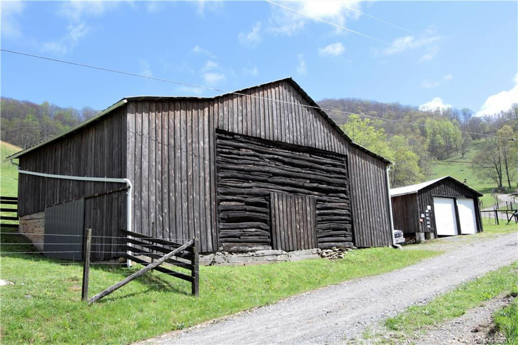 2345 Sugar Camp Road - Photo 16