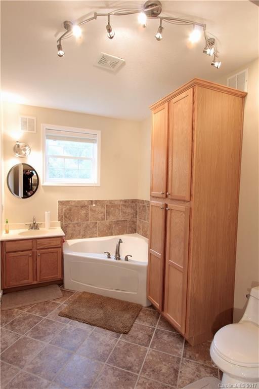 2345 Sugar Camp Road - Photo 10