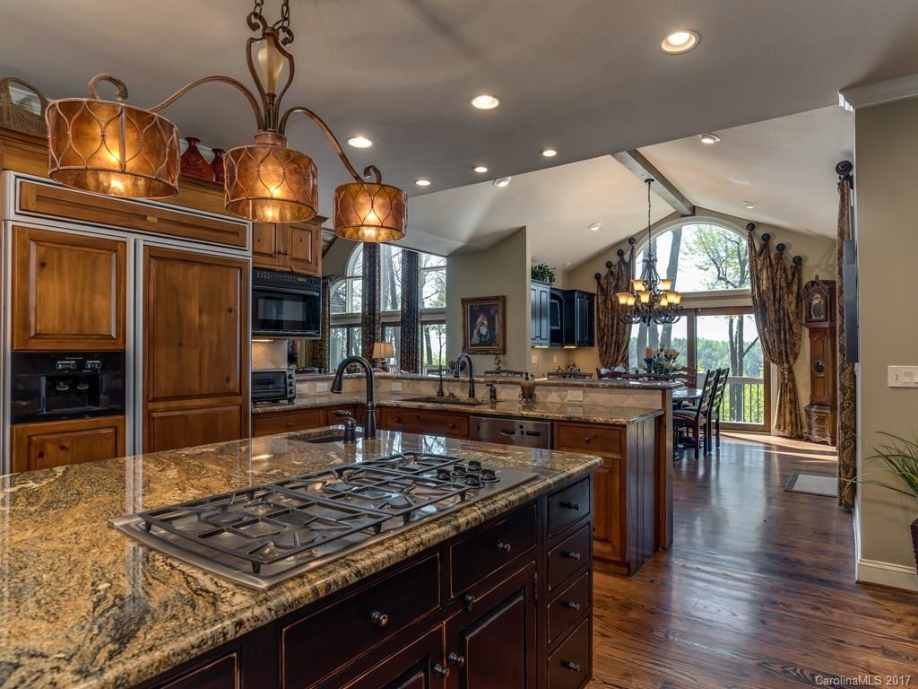 305 Piney Knoll Lane - Photo 6