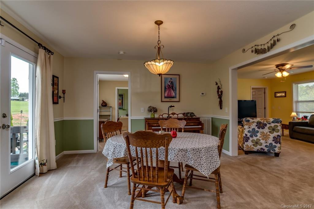 1632 Maple Creek Road - Photo 7