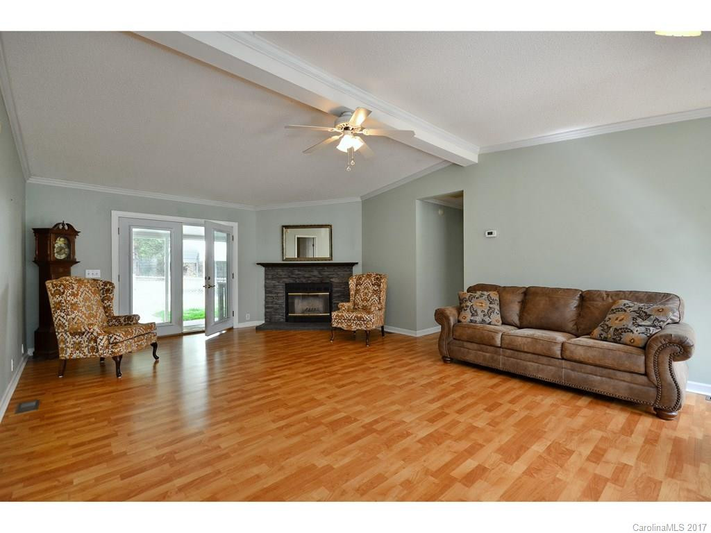 170 Allen Drive - Photo 4