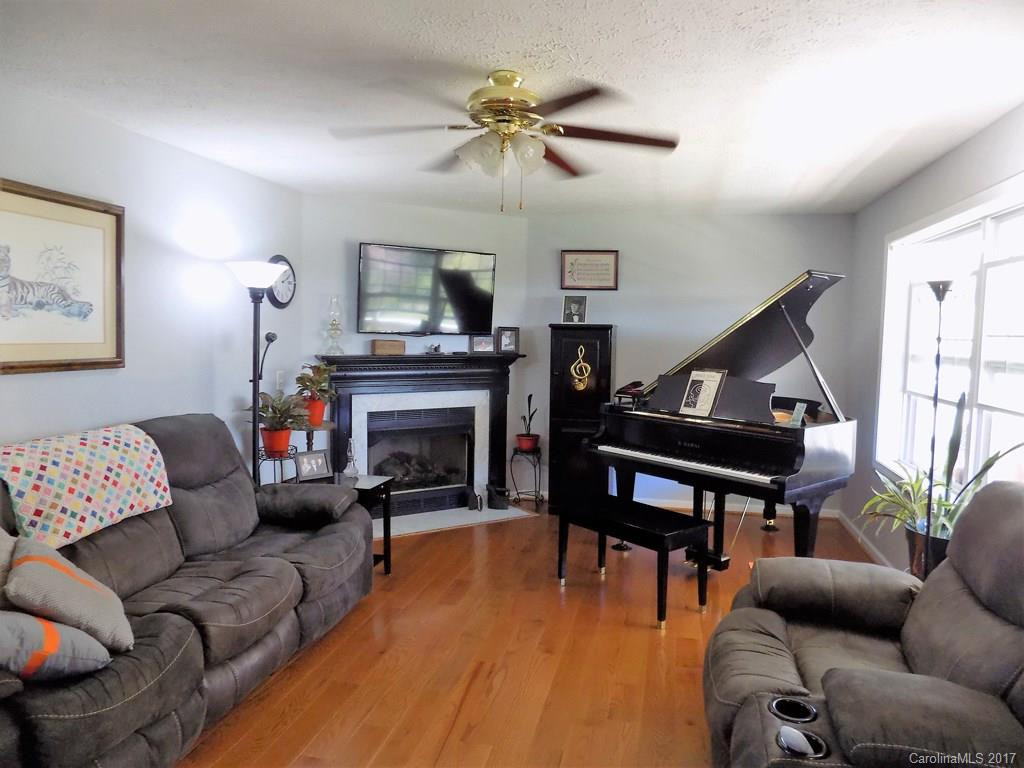 292 Starlite Lane - Photo 4