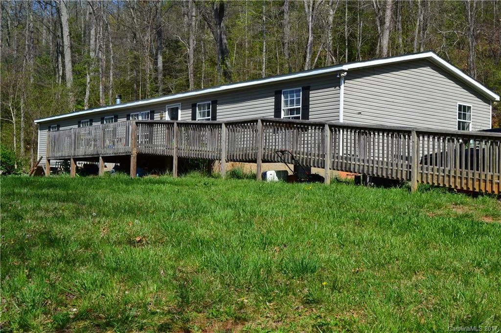30 Hillbilly Way