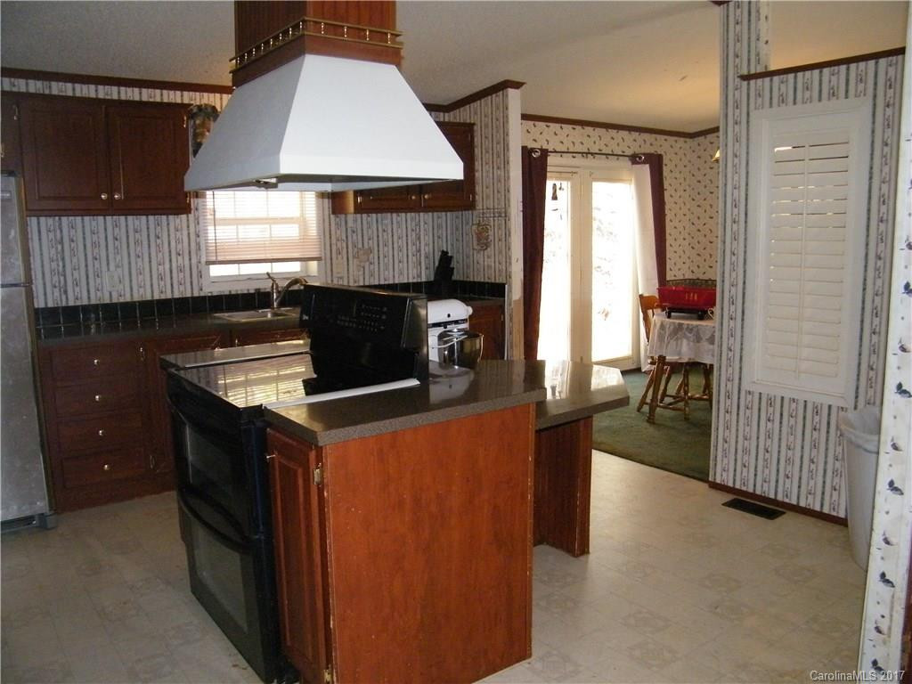 30 Hillbilly Way - Photo 2