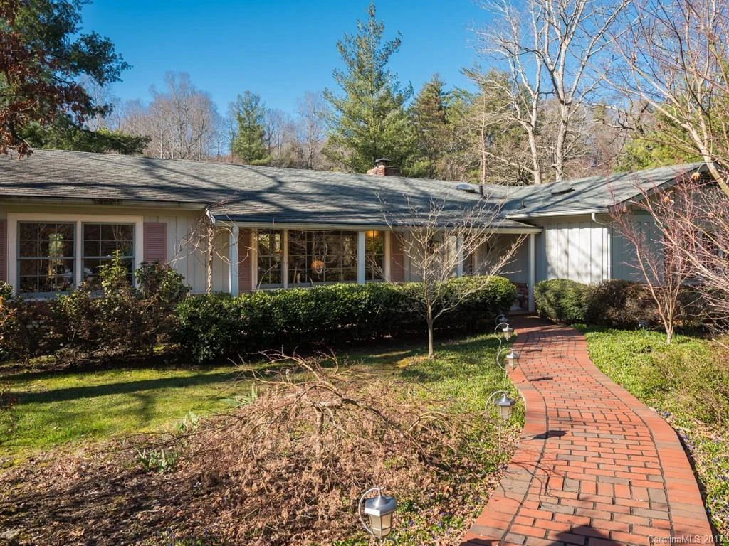 2641 Seminole Drive