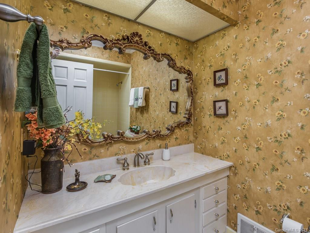 2641 Seminole Drive - Photo 20
