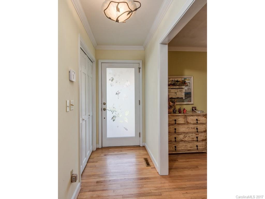 2641 Seminole Drive - Photo 4