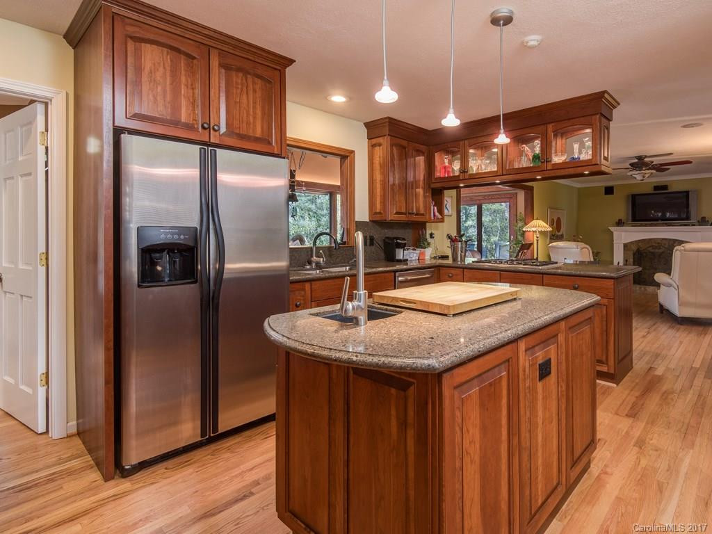 2641 Seminole Drive - Photo 9