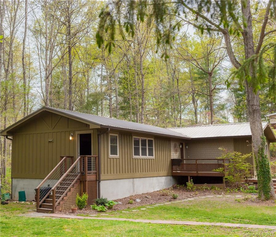 31 Woodhaven Drive - Photo 2