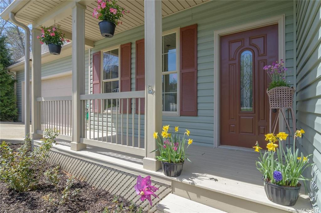 31 Village East Court - Photo 2