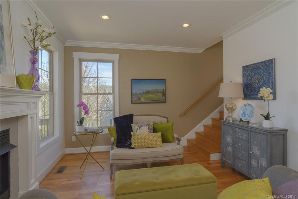 31 Village East Court - Photo 12