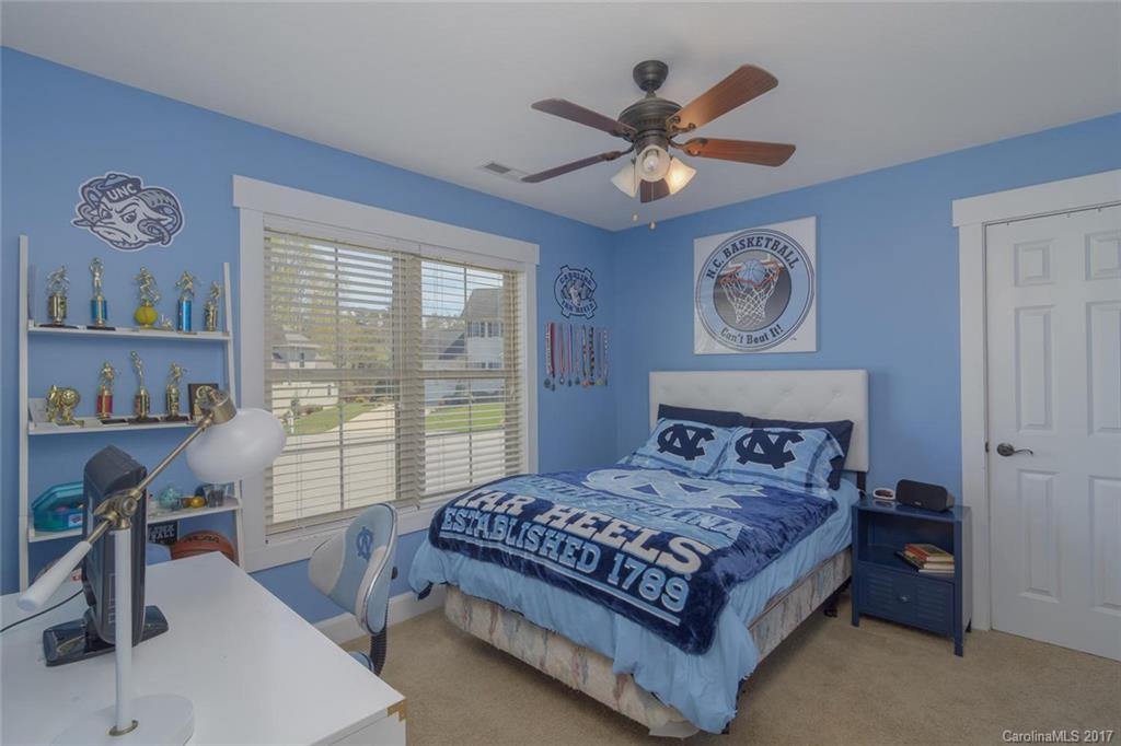 31 Village East Court - Photo 18