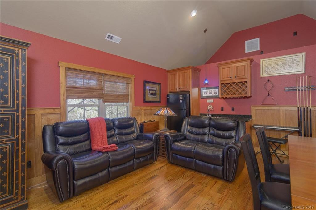 31 Village East Court - Photo 20