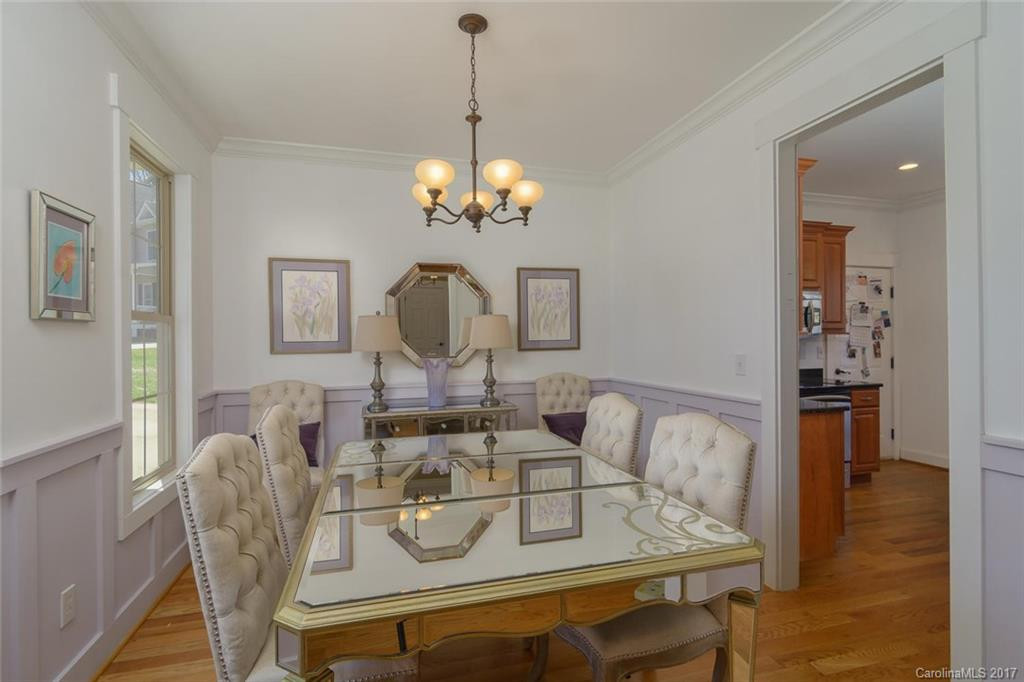 31 Village East Court - Photo 4