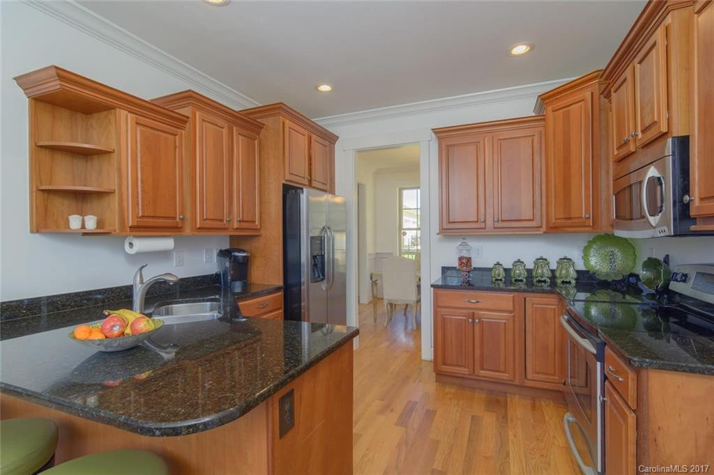 31 Village East Court - Photo 7
