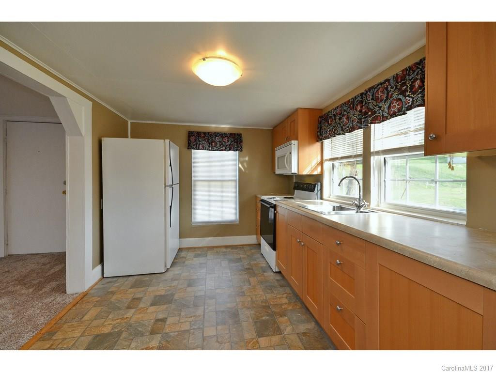 220 Camp Branch Road - Photo 4