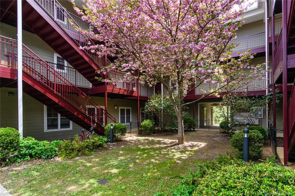 64 Clingman Avenue #201 - Photo 2