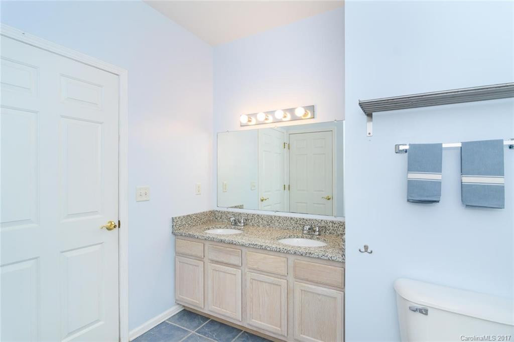 64 Clingman Avenue #201 - Photo 19