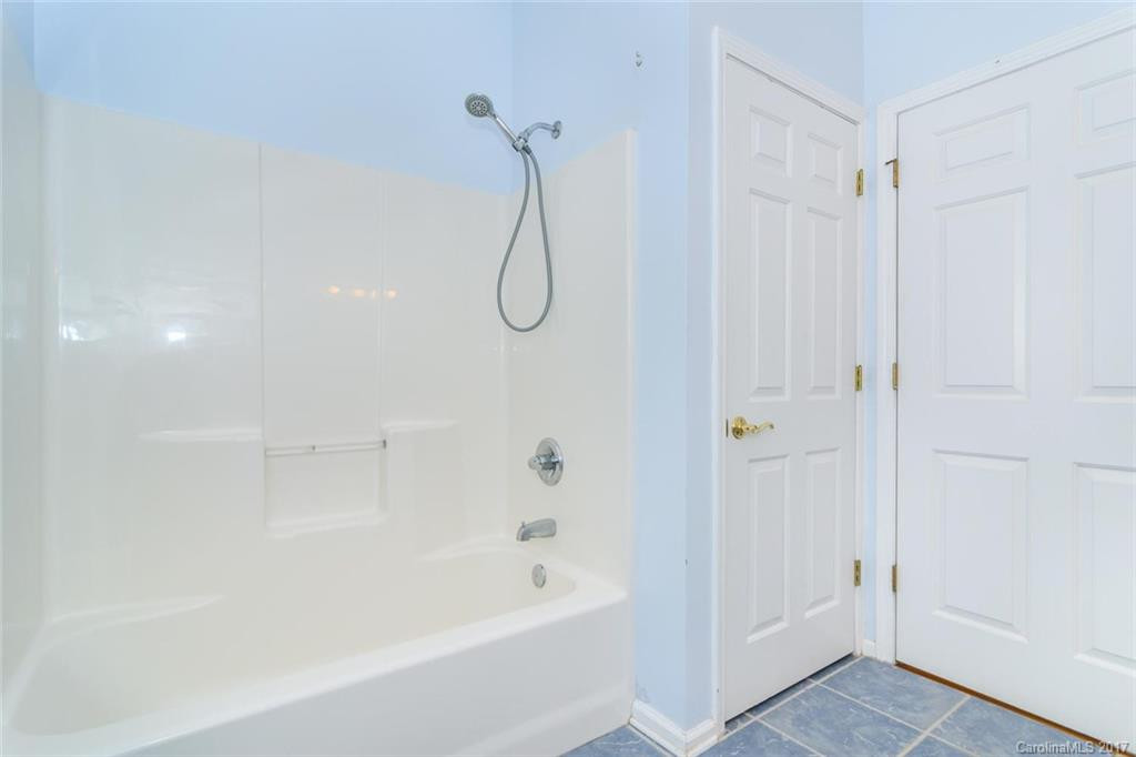 64 Clingman Avenue #201 - Photo 20