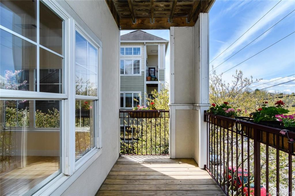 64 Clingman Avenue #201 - Photo 22