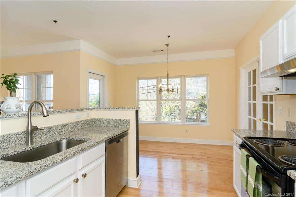 64 Clingman Avenue #201 - Photo 9