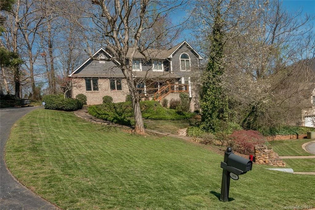 204 Weston Way