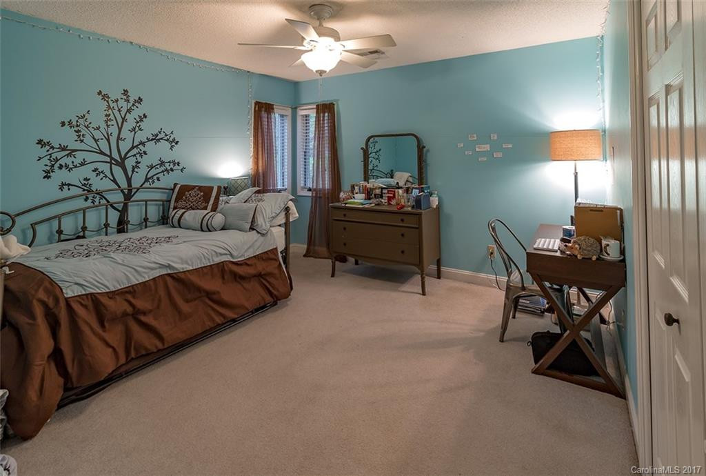 204 Weston Way - Photo 15