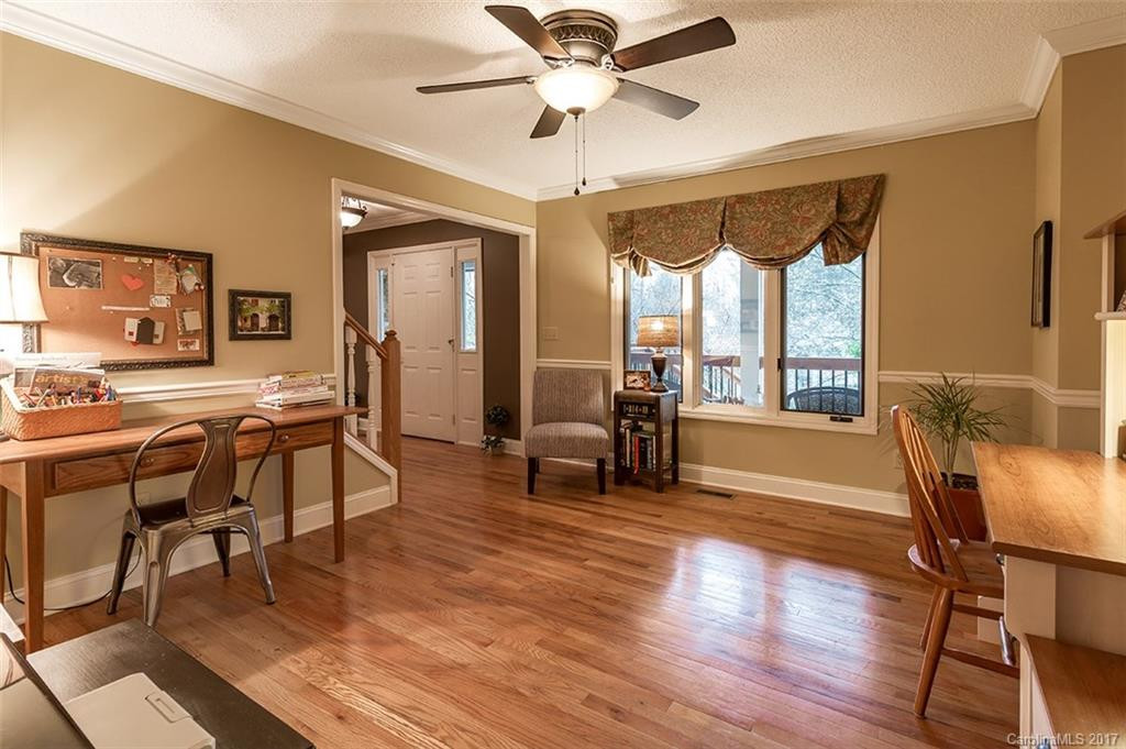 204 Weston Way - Photo 4