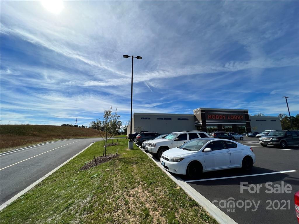 99999 Northridge Commons Parkway #1 - Photo 8