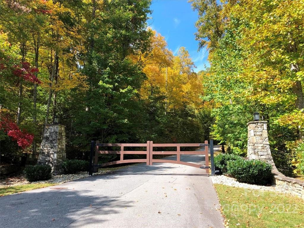 30 Cadillac Pointe #30 - Photo 6