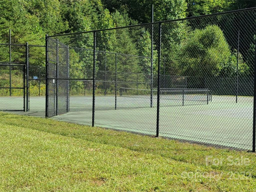 00 Rock Ledge Drive #305 - Photo 25