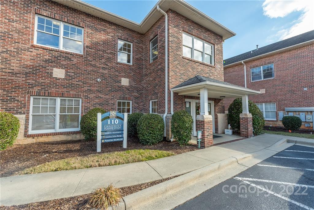 110 A Chadwick Square Court - Photo 2