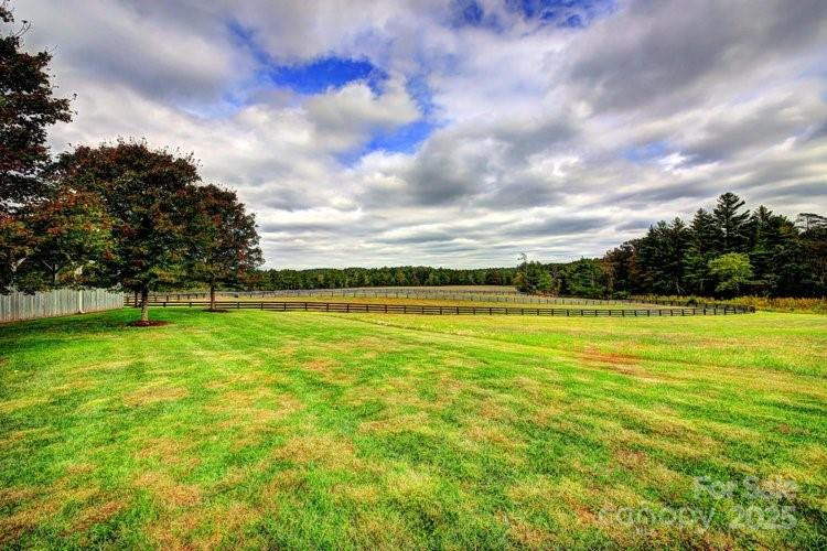 2040 River Bend Lane - Photo 11