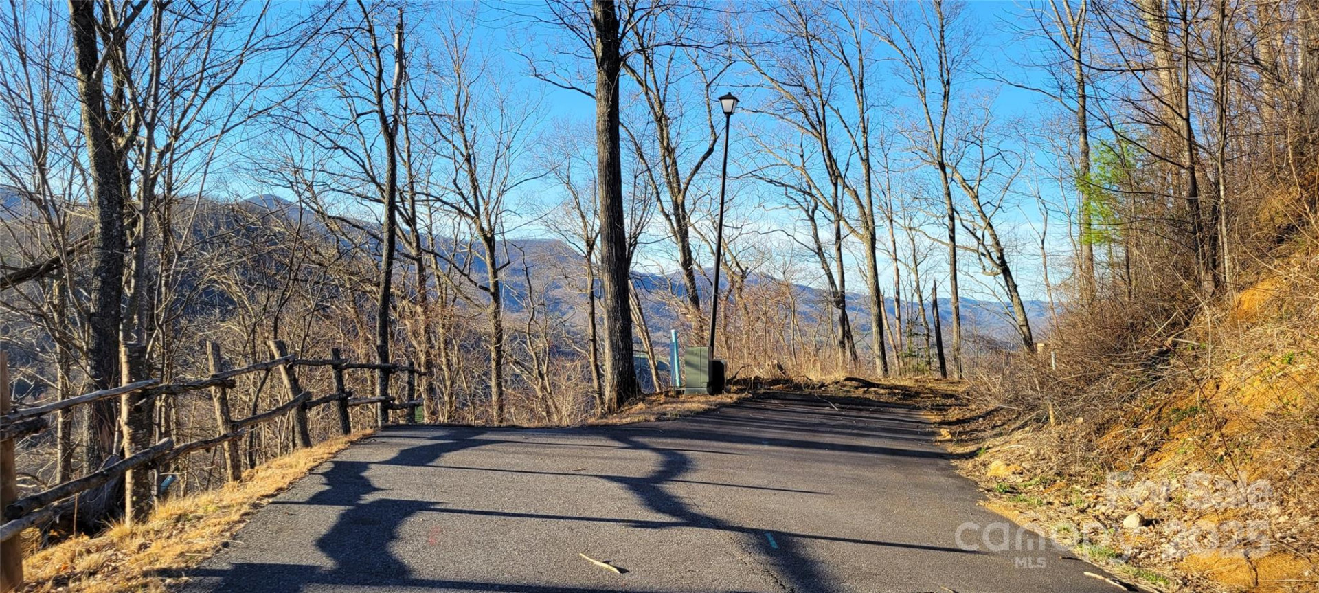 22 Holiday Drive - Photo 2