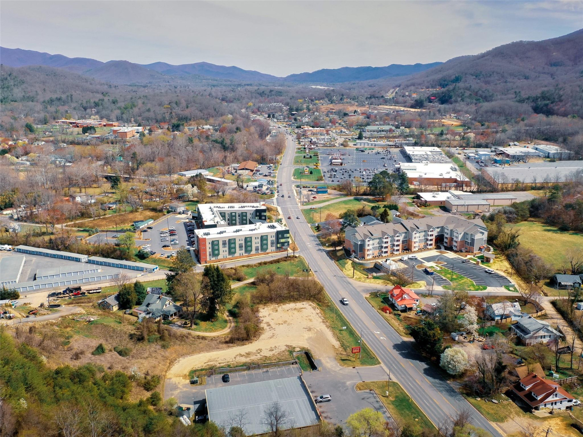 2236 US 70 Highway - Photo 13