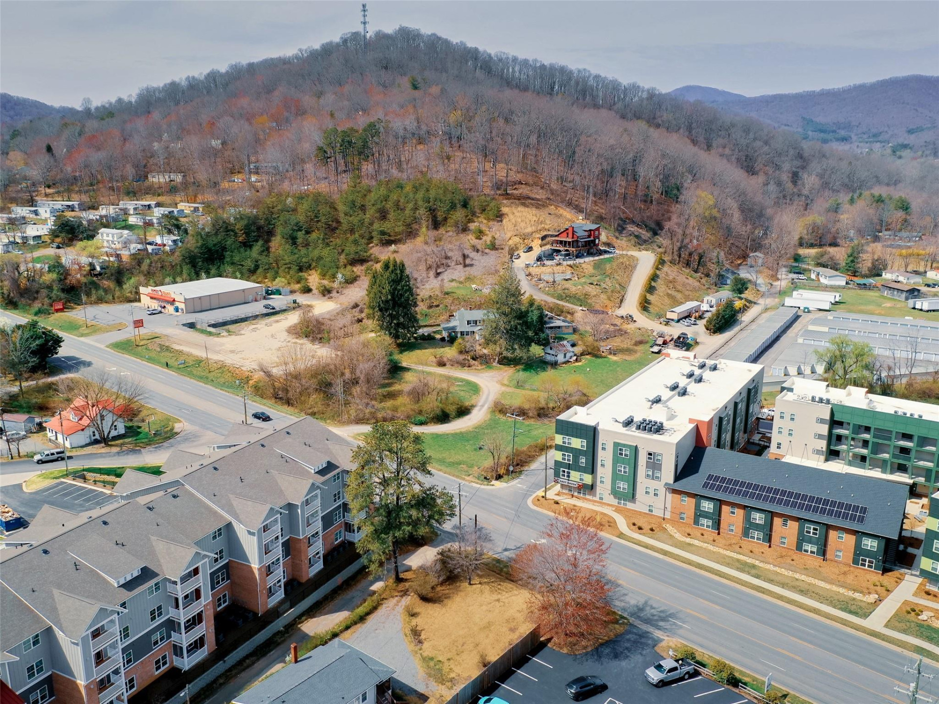 2236 US 70 Highway - Photo 14