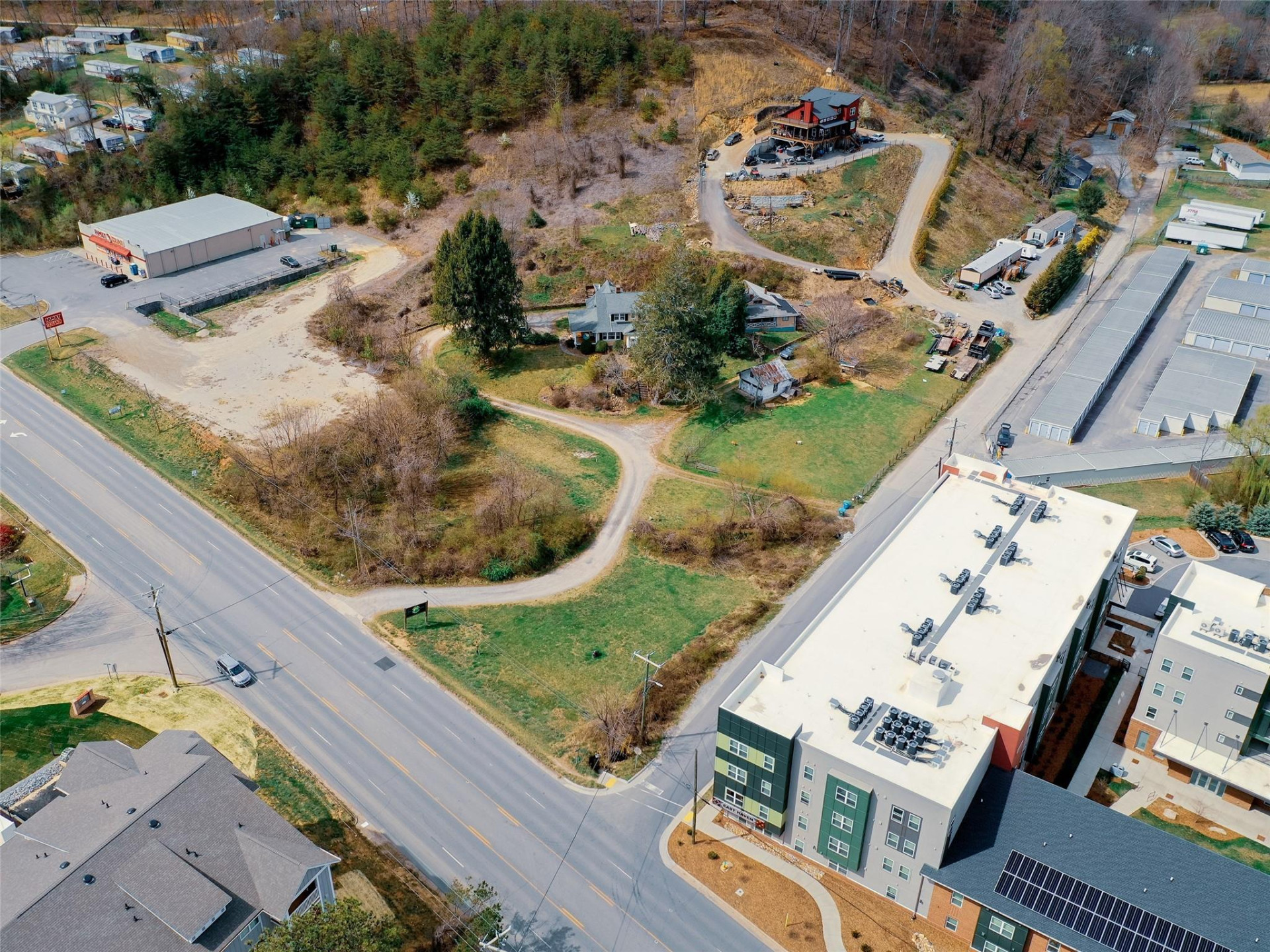 2236 US 70 Highway - Photo 17