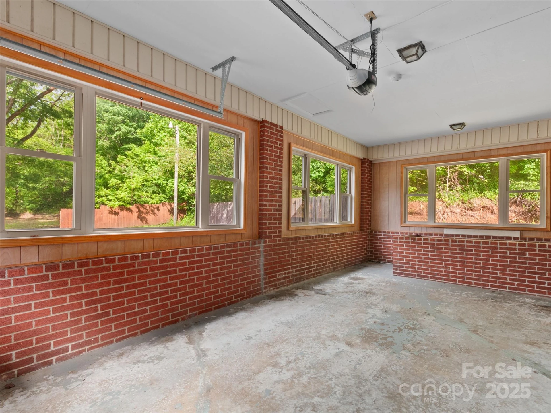 1460 Russ Avenue - Photo 22
