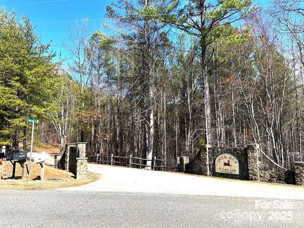 132 Chasewood Drive - Photo 6
