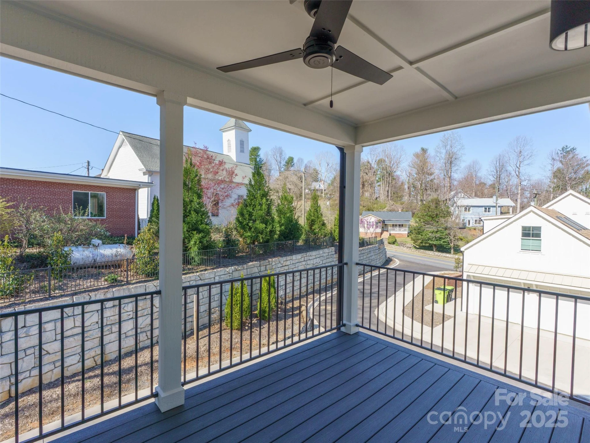 55 Skyvue Court #E - Photo 23